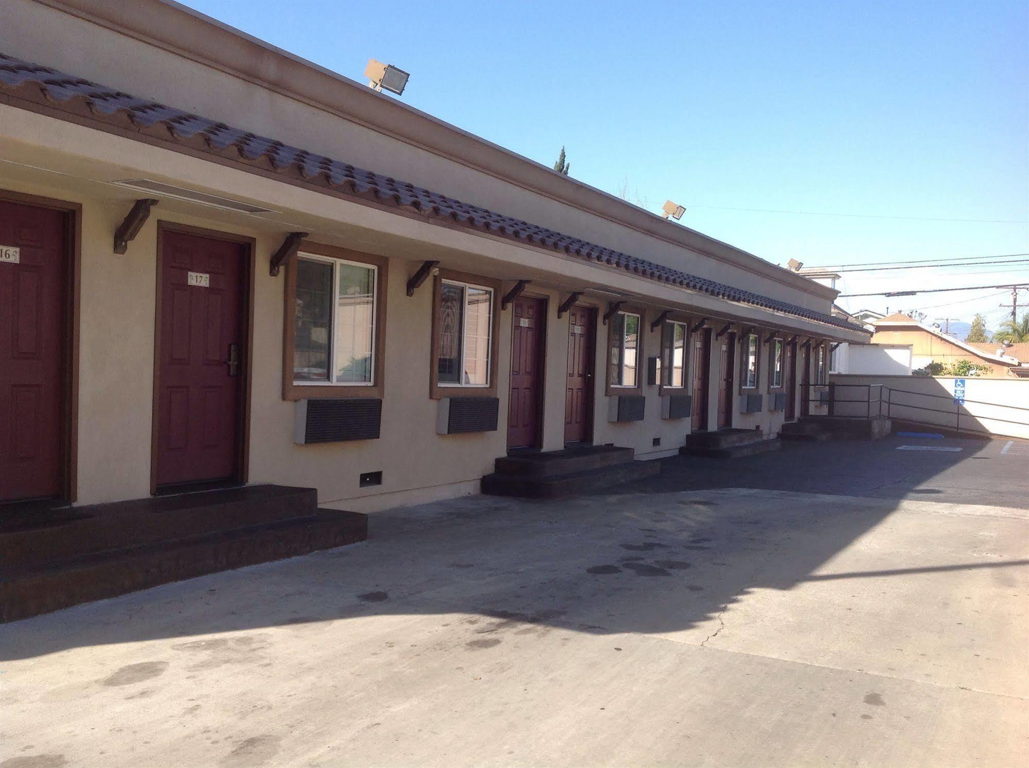 Palms Motel ピコ・リベラ エクステリア 写真